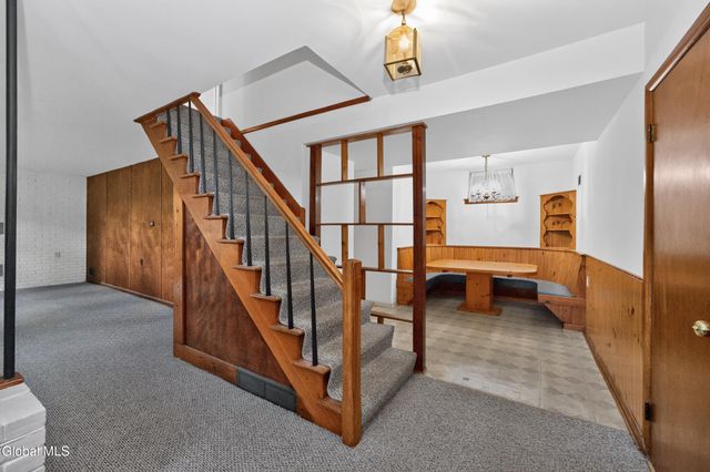 1082 Cornelius Avenue, Niskayuna, NY 12309