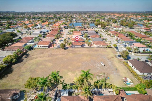 14833 SW 35th Ln, Miami, FL 33185