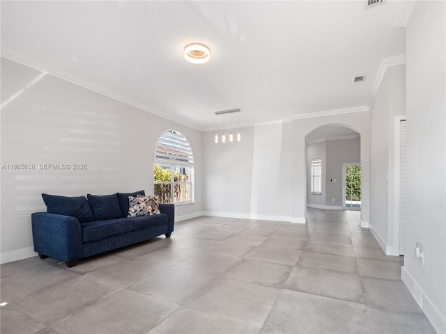 14833 SW 35th Ln, Miami, FL 33185