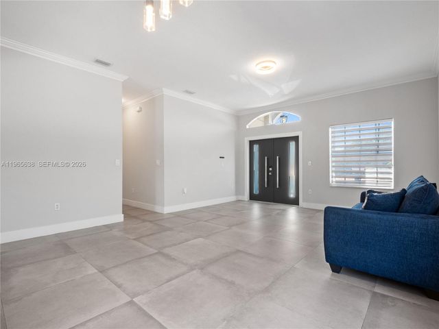 14833 SW 35th Ln, Miami, FL 33185