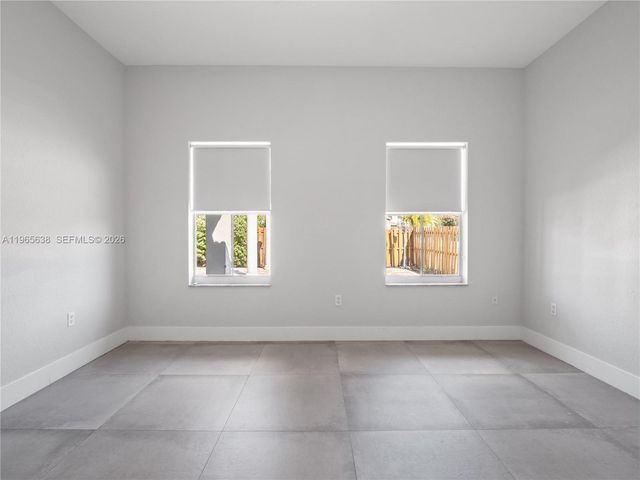 14833 SW 35th Ln, Miami, FL 33185