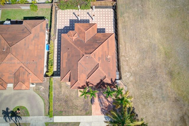 14833 SW 35th Ln, Miami, FL 33185