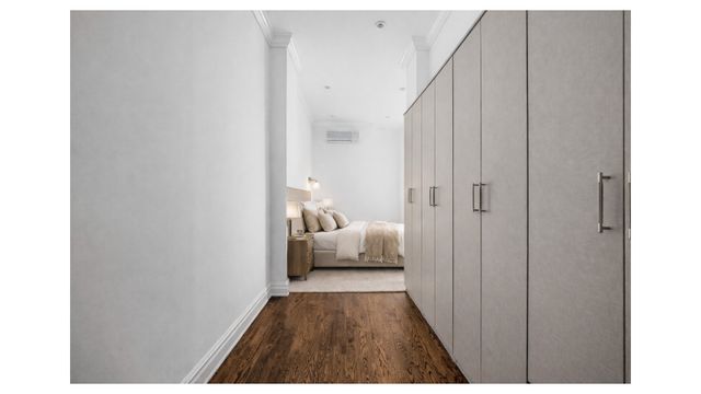 18 E 62ND Street, New York City, NY 10065