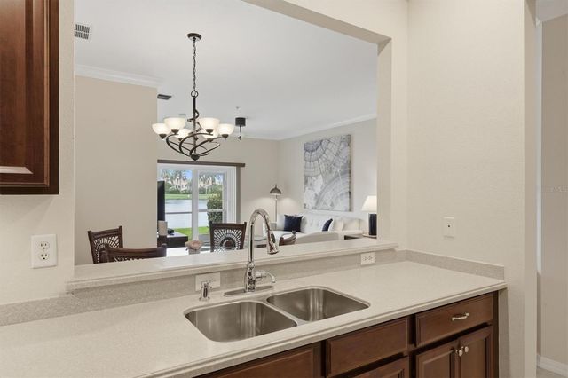 3582 PARKRIDGE CIRCLE 29-106, Sarasota, FL 34243