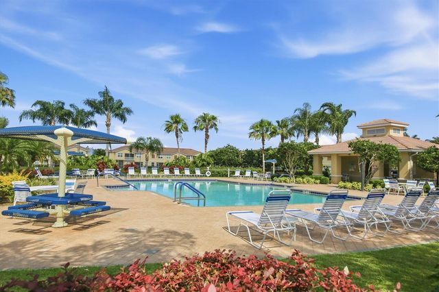 3582 PARKRIDGE CIRCLE 29-106, Sarasota, FL 34243