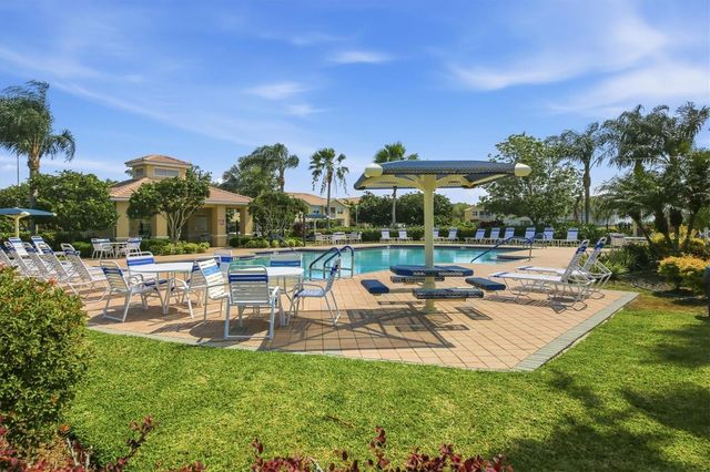 3582 PARKRIDGE CIRCLE 29-106, Sarasota, FL 34243