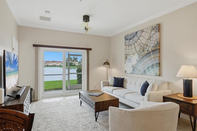 3582 PARKRIDGE CIRCLE 29-106, Sarasota, FL 34243
