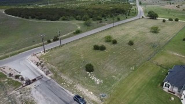 2001 Eagles Ridge Drive, Weatherford, TX 76087