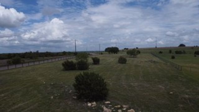 2001 Eagles Ridge Drive, Weatherford, TX 76087