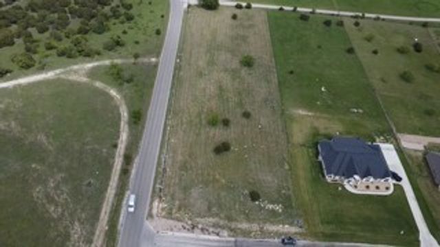 2001 Eagles Ridge Drive, Weatherford, TX 76087