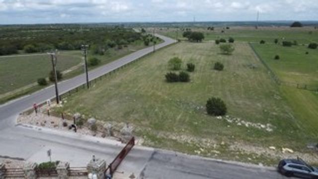 2001 Eagles Ridge Drive, Weatherford, TX 76087