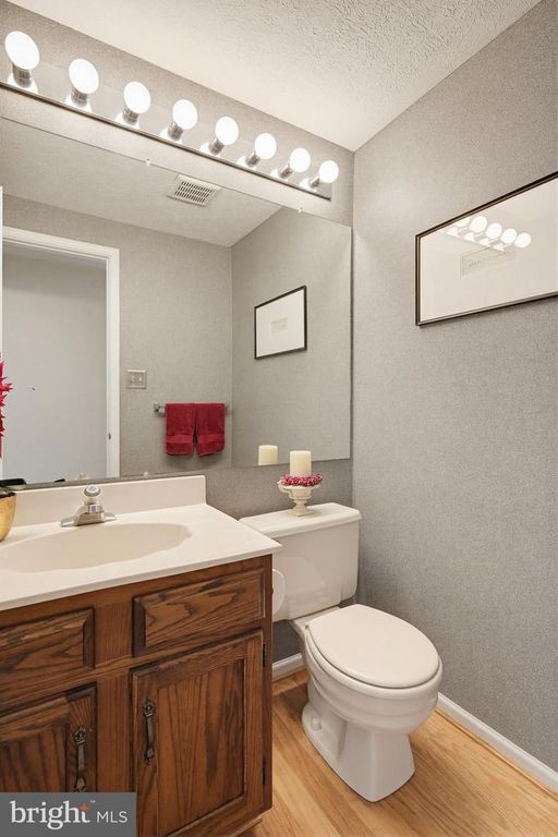 Image 21 of property listing at 1017 WINDMILL LN, Silver Spring, MD 20905