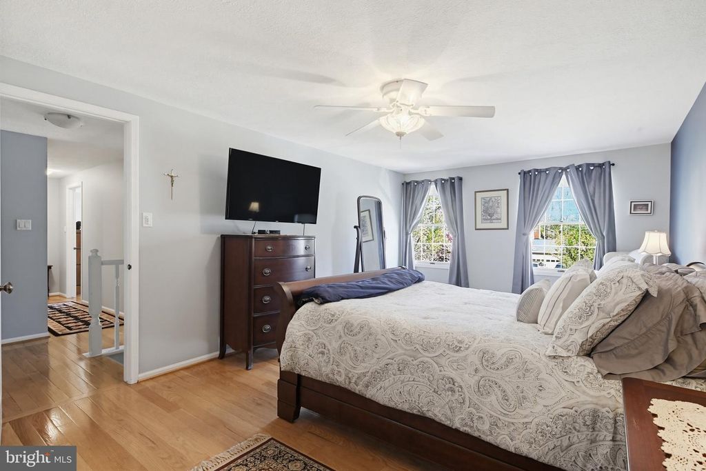 Image 23 of property listing at 1017 WINDMILL LN, Silver Spring, MD 20905