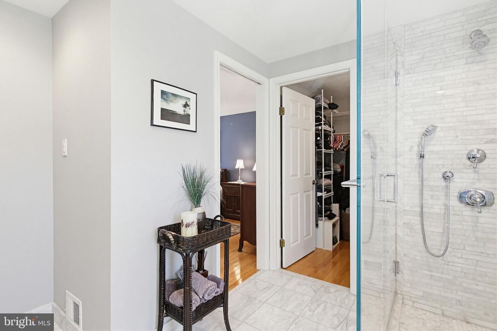 Image 26 of property listing at 1017 WINDMILL LN, Silver Spring, MD 20905