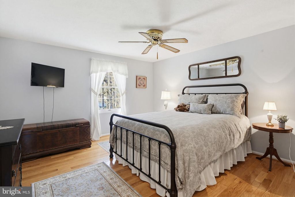 Image 29 of property listing at 1017 WINDMILL LN, Silver Spring, MD 20905