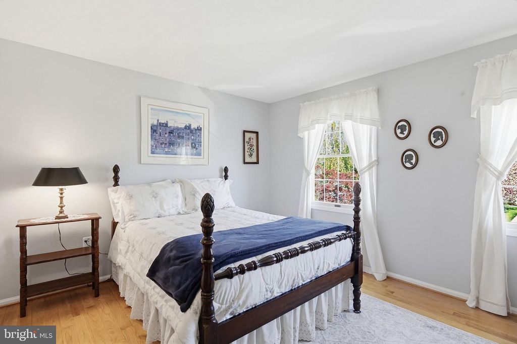 Image 31 of property listing at 1017 WINDMILL LN, Silver Spring, MD 20905