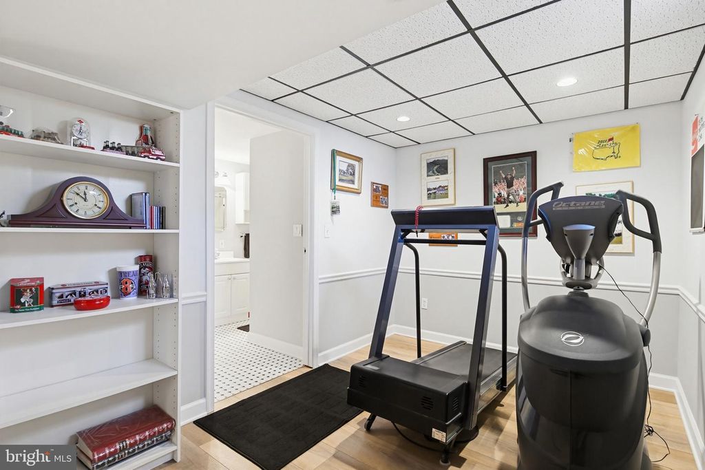 Image 36 of property listing at 1017 WINDMILL LN, Silver Spring, MD 20905