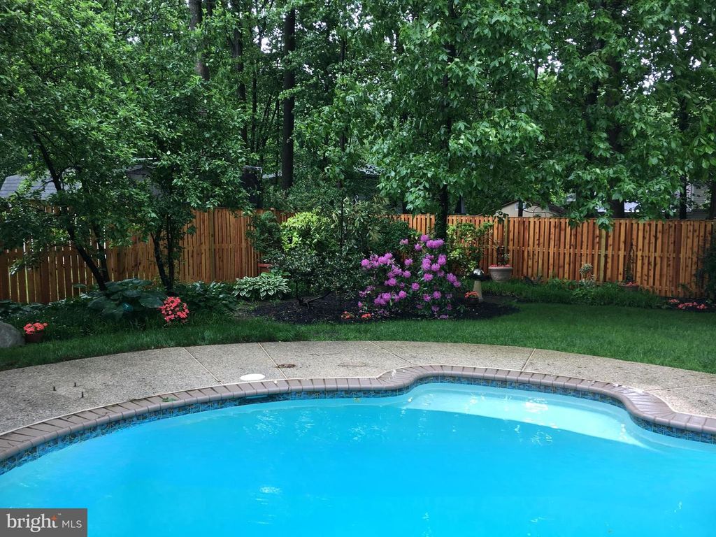 Image 48 of property listing at 1017 WINDMILL LN, Silver Spring, MD 20905