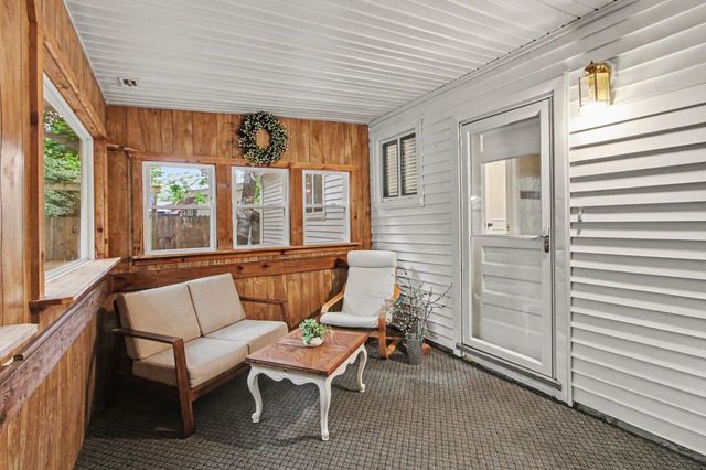 2727 Hampshire Road, Ann Arbor, MI 48104