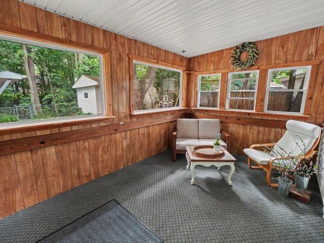 2727 Hampshire Road, Ann Arbor, MI 48104