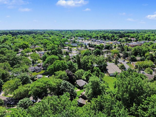 2727 Hampshire Road, Ann Arbor, MI 48104