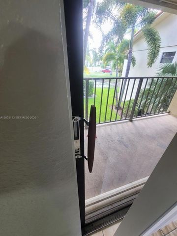 1545 Lake Crystal Drive H, West Palm Beach, FL 33411