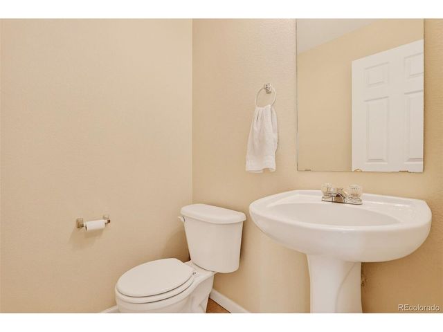 1842 Ance St, Strasburg, CO 80136