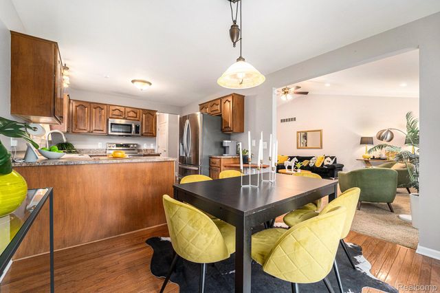 42415 Colorado Drive, Clinton Charter Township, MI 48036