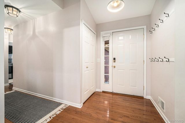 42415 Colorado Drive, Clinton Charter Township, MI 48036