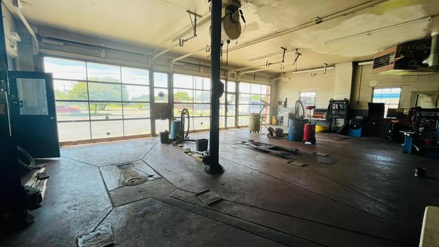6050 E Livingston Avenue, Columbus, OH 43232
