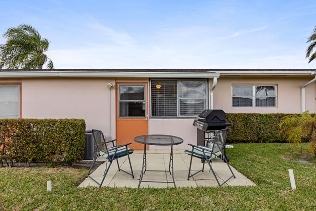 2735 Dudley Drive E C, West Palm Beach, FL 33415