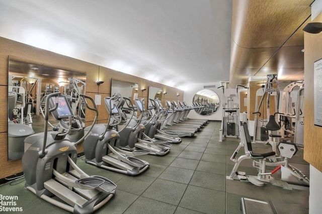 330 E 33rd St Apt 9A, New York City, NY 10016