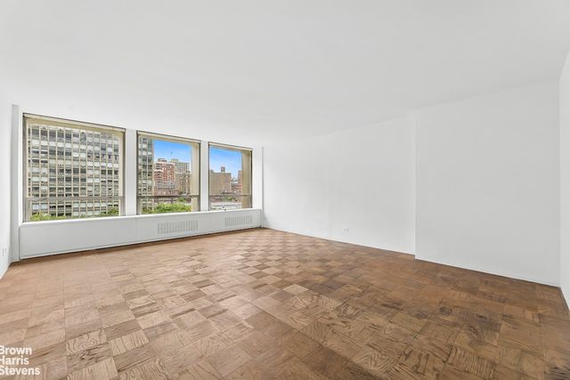 330 E 33rd St Apt 9A, New York City, NY 10016