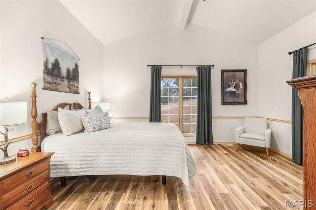 18049 Thomas Drive, Dexter, MO 63841