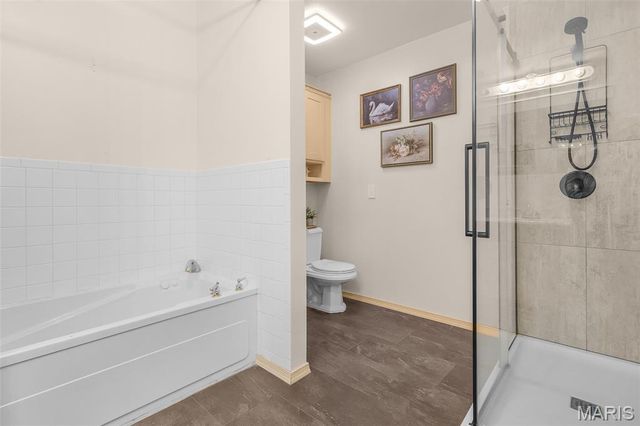 18049 Thomas Drive, Dexter, MO 63841