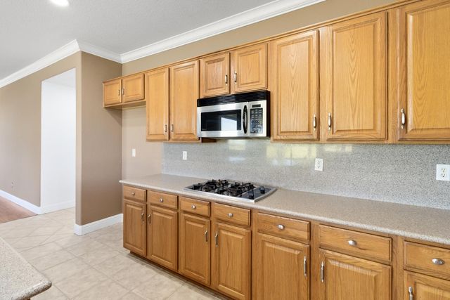 11125 Graeton Cir, Mather, CA 95655