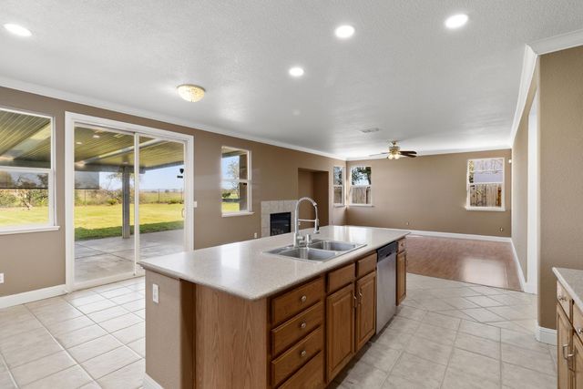 11125 Graeton Cir, Mather, CA 95655