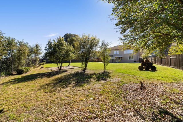 11125 Graeton Cir, Mather, CA 95655