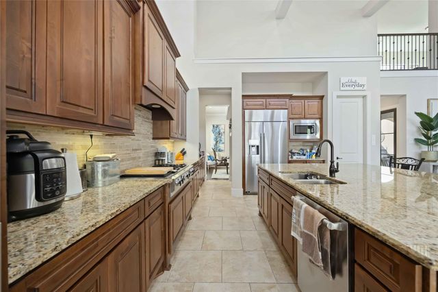 27414 Hollow Pass Ln, Katy, TX 77494