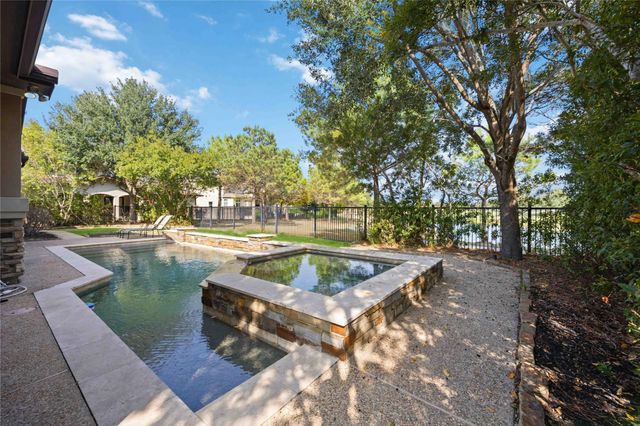 27414 Hollow Pass Ln, Katy, TX 77494