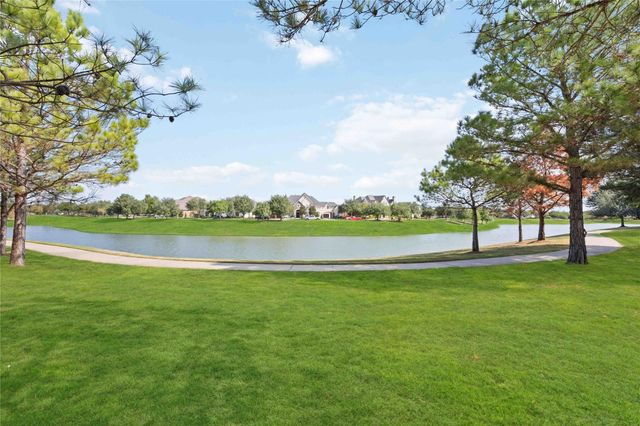 27414 Hollow Pass Ln, Katy, TX 77494