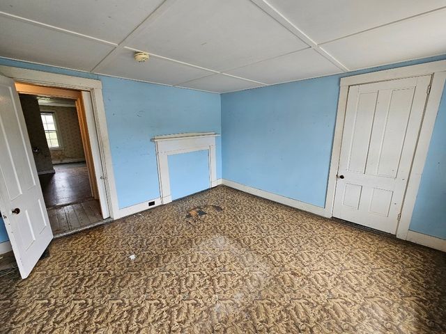 289 North Ave, Rochester, MA 02770