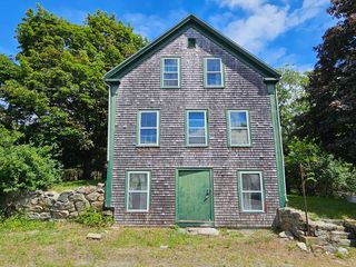 289 North Ave, Rochester, MA 02770