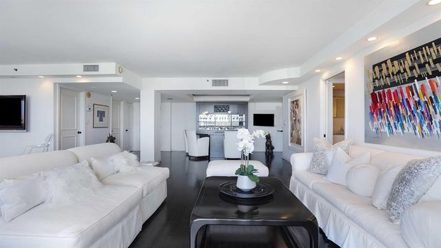 2697 N Ocean Boulevard F-505, Boca Raton, FL 33431