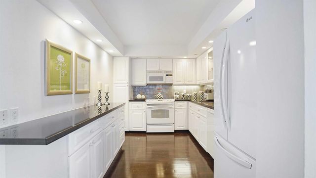 2697 N Ocean Boulevard F-505, Boca Raton, FL 33431