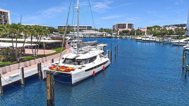 2697 N Ocean Boulevard F-505, Boca Raton, FL 33431