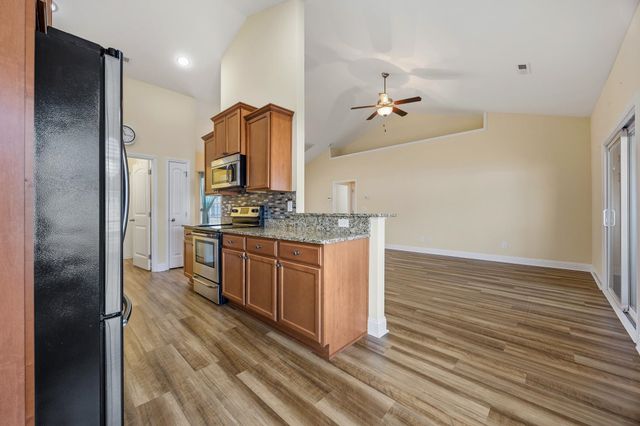 609 Fieldwoods Dr., Conway, SC 29526