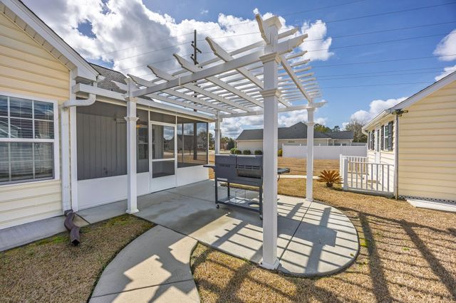 609 Fieldwoods Dr., Conway, SC 29526