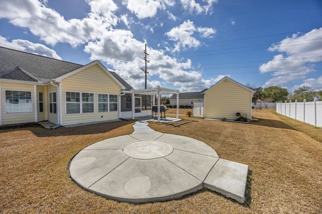 609 Fieldwoods Dr., Conway, SC 29526