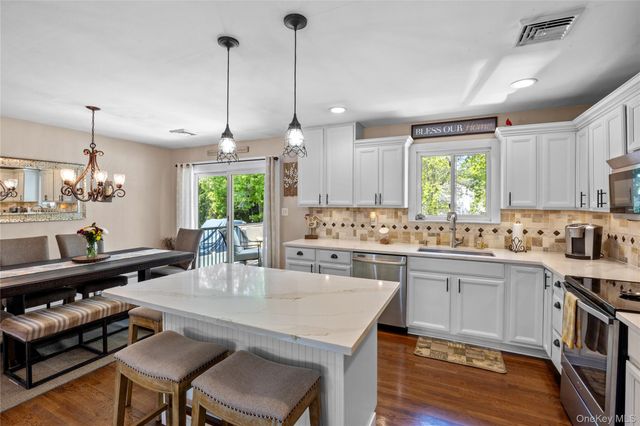 46 Hewitt Boulevard, Center Moriches, NY 11934